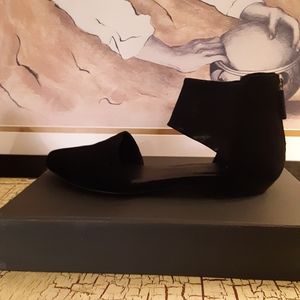 Eileen Fisher Allot Black Suede Flat SZ 8.5